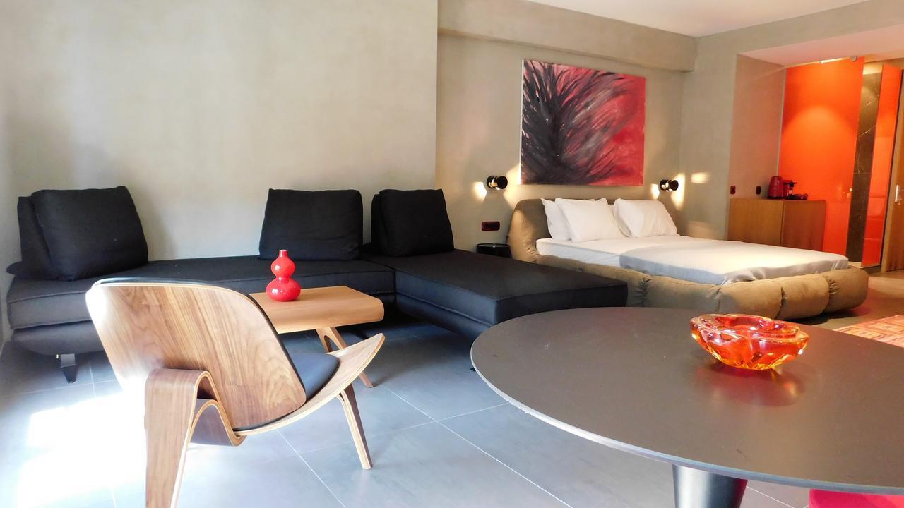 101 Adrianou Apartments เอเธนส์ ภายนอก รูปภาพ